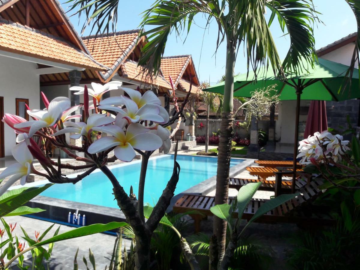 Miko Bali Bungalow Toyapakeh Εξωτερικό φωτογραφία